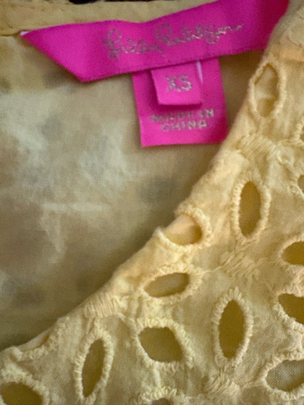 Lilly Pulitzer Iona Eyelet Tank Top size XS - Picture 2 of 3